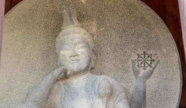 「石仏ガチャ」で地味に人気！　長野・高遠の守屋貞治の石仏を観に行った